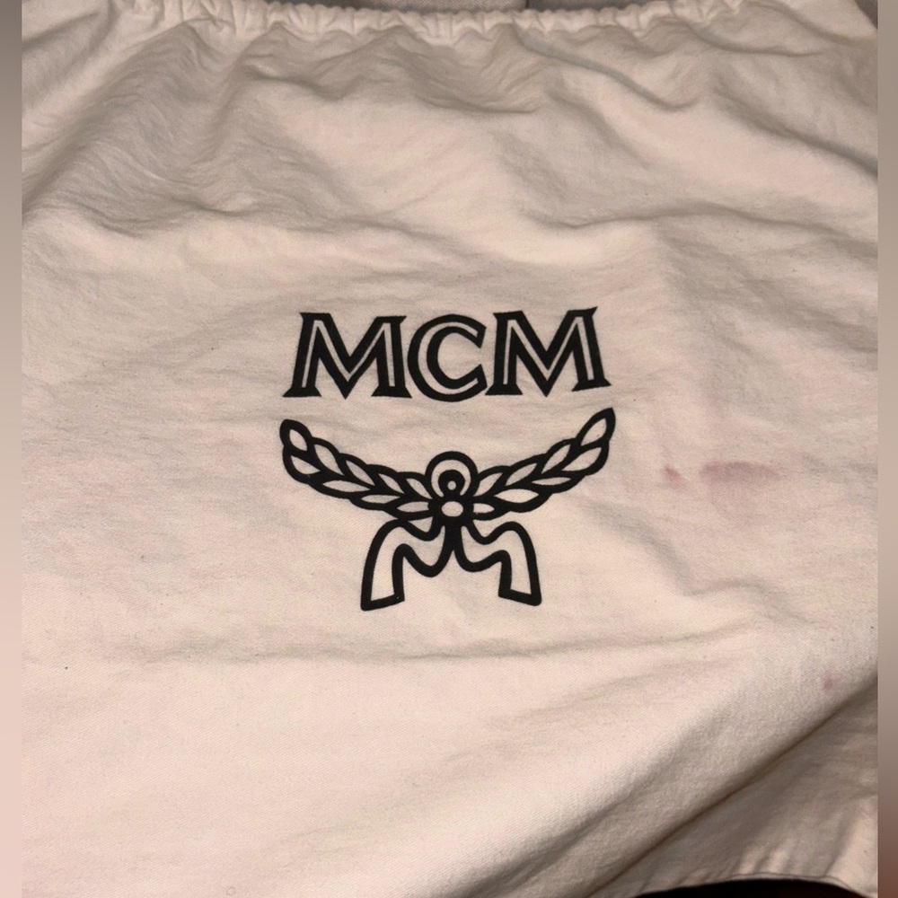 ‼️Buyers Appreciation‼️MCM Medium Vasetos Tote Bag - Picture 13 of 13